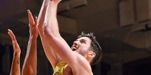 H Μακάμπι κέρδισε την Μασκόνια με 89-83 στο Βελιγράδι