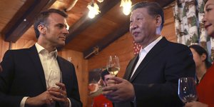 Οι πρόεδροι Γαλλίας και Κίνας, Εμανουέλ Μακρόν και Σι Τζινπίνγκ