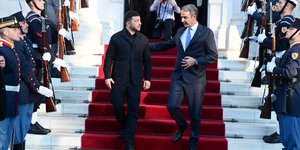 Συνάντηση του Ουκρανού προέδρου Βολοντίμιρ Ζελένσκι με τον πρωθυπουργό Κυριάκο Μητσοτάκη στο Μαξίμου