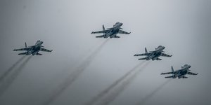 Μαχητικά στον αέρα