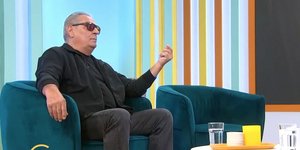 Ο τραγουδιστής Ζαφείρης Μελάς 