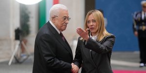 H Τζόρτζια Μελόνι συναντήθηκε με τον πρόεδρο της Εθνικής Παλαιστινιακής Αρχής Μαχμούντ Αμπάς