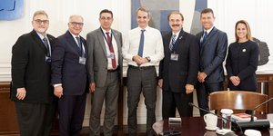 Μητσοτάκης: Συνάντηση με αντιπροσωπεία της ομογενειακής οργάνωσης AHEPA στο Μέγαρο Μαξίμου