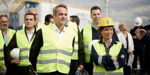 Ο πρωθυπουργός Κυριάκος Μητσοτάκης στο Σταθμό Συμπίεσης Φυσικού Αερίου του ΔΕΣΦΑ στην Κομοτηνή  