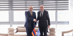 Συνάντηση Γιάννη Μπρατάκου με πρέσβη της Αρμενίας, Τιγκράν Μκρτσιάν