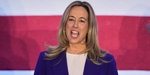 Η Δημοκρατική βουλευτής Μίκι Σέριλ 