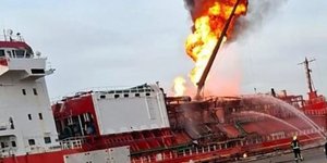 Τουρκικό δεξαμενόπλοιο με 4.000 τόνους υγραερίου χτυπήθηκε στην Οδησσό 