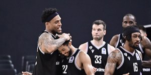 Ο ΠΑΟΚ έμεινε «ζωντανός» και πήρε την νίκη με 76-78 στο ντέρμπι με την ΑΕΚ