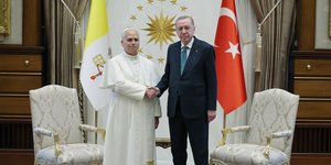 Υποδοχή του Πάπα Λέοντα ΙΔ' από τον Τούρκο πρόεδρο, Ρετζέπ Ταγίπ Ερντογάν