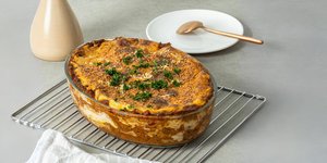 Πατάτες με κιμά και μπεσαμέλ / Φωτογραφία: Unsplash