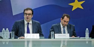 Κυριάκος Πιερρακάκης, Θάνος Πετραλιάς