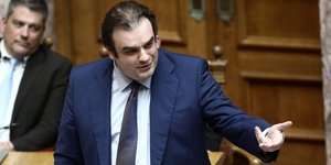 Πιερρακάκης σε Φάμελλο για τα ΕΛΤΑ: Επί ΣΥΡΙΖΑ έκλεισαν 77 καταστήματα -Αυτή ήταν αριστερή αναδιάρθρωση;