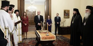 Ενώπιον του ΠτΔ Κ. Τασούλα η επίσημη διαβεβαίωση των νέων Μητροπολιτών Κονίτσης και Κορίνθου