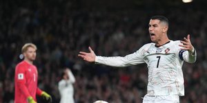 Ο Ρονάλντο κινδυνεύει να χάσει την πρεμιέρα της Πορτογαλίας στο Μουντιάλ μετά την αποβολή του στο ματς με την Ιρλανδία