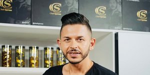 Ο 'Ελληνας σεφ Αλέξανδρος Σπέρχος που ζει στο Ντουμπάι