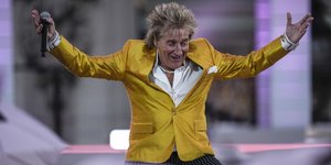  Rod Stewart 