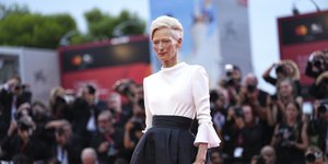 Η Τίλντα Σουίντον