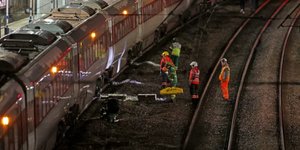 Επίθεση σε τρένο στη Βρετανία