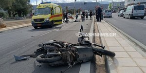 Η μοτοσικλέτα μετά το σοβαρό τροχαίο στα Χανιά