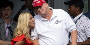 Τραμπ και Μάρτζορι Τέιλορ Γκριν 