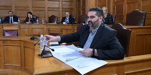 Ο αντιπεριφερειάρχης Κρήτης και στέλεχος του ΠΑΣΟΚ, Σταύρος Τζεδάκης κατέθεσε ως μάρτυρας στην εξεταστική επιτροπή της Βουλής για τον ΟΠΕΚΕΠΕ