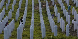 Mνημείο Σρεμπρένιτσα