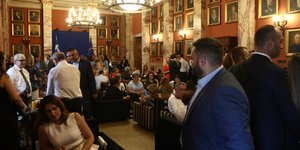 To εντευκτήριο της Βουλής