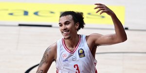 Με Γουόρντ ο Ολυμπιακός απέναντι στην Παρί