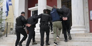 Χαλκίδα μεταγωγή κατηγορουμένων