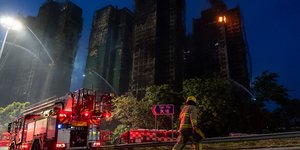 Μεγάλη πυρκαγιά σε κτιριακό συγκρότημα στο Χονγκ Κονγκ