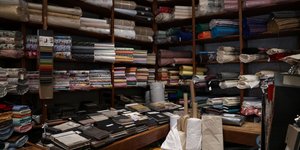 Ενα ιστορικό υφασματάδικο στο κέντρο της Αθήνας 