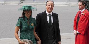 Το πρώην πρωθυπουργικό ζεύγος της Βρετανίας, Ντέιβιντ και Σαμάνθα Κάμερον