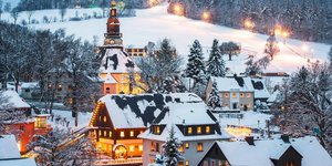 Αν υπάρχει ένα μέρος στην Ευρώπη που μπορεί βάσιμα να διεκδικήσει τον τίτλο του «αληθινού χωριού του Άη Βασίλη», αυτό δεν βρίσκεται στον Βόρειο Πόλο, αλλά στα σύνορα Γερμανίας και Τσεχίας / ΑLAMY