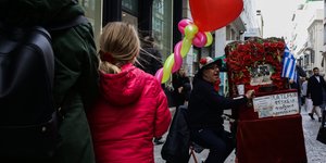 Heavy storms sweep Greece on Christmas Eve