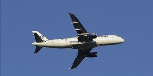 Αεροσκάφος της αεροπορικής εταιρείας Jet Blue εν πτήσει