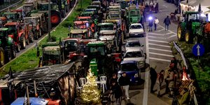 Αγρότες στα μπλόκα