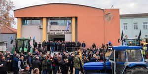Πανελλαδική σύσκεψη αγροτών στη Νίκαια 