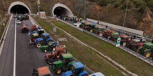 Αγροτικές κινητοποιήσεις στα Τέμπη