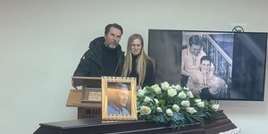 Στο Αποτεφρωτήριο Ριτσώνας είπαν συγγενείς και φίλοι το τελευταιο αντίο στον Αλμπέρτο Εσκενάζυ 