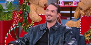 Ο Άρης Μουγκοπέτρος έδειξε το τεχνητό μέλος στο χέρι του