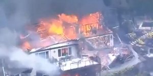 Κάηκαν σπίτια από τις δασικές πυρκαγιές στην Αυστραλία