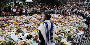 Το σημείο όπου σκοτώθηκαν 16 άνθρωποι από πυροβολισμούς στο Σίδνεϊ της Αυστραλίας 