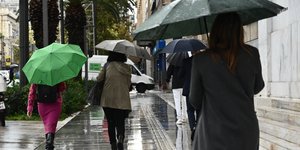 Storm Byron Lashes Greece; ‘Red Alerts’ Issued for 48-Hour Deluge