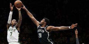 Βαριά ήττα για τους Μπακς από τους Νετς