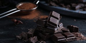 μαυρη σοκολατα 