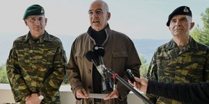 Ο υπ. Εθνικής Άμυνας Νίκος Δένδιας στη Σάμο