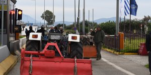 Ανοικτά τα διόδια του Ακτίου