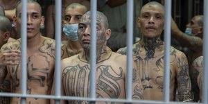 Φυλακισμένα μέλη συμμορίας από το Ελ Σαλβαδόρ