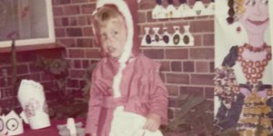 Ποιος διάσημος δισεκατομμυριούχος είναι αυτός; 