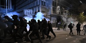  ΕΠΕΙΣΟΔΙΑ ΜΕΤΑ ΤΗΝ ΟΛΟΚΛΗΡΩΣΗ ΤΗΣ ΠΟΡΕΙΑΣ ΓΙΑ ΤΑ 17 ΧΡΟΝΙΑ ΑΠΟ ΤΗΝ ΔΟΛΟΦΟΝΙΑ ΤΟΥ ΑΛΕΞΗ ΓΡΗΓΟΡΟΠΟΥΛΟ 